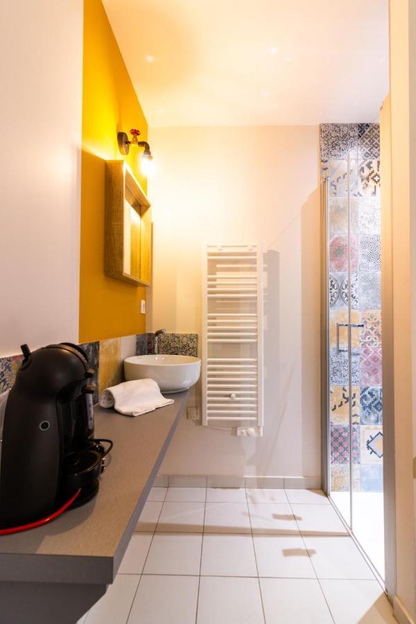 Les Halles Positives, Draps Compris Sarlat-la-Canéda Exterior foto